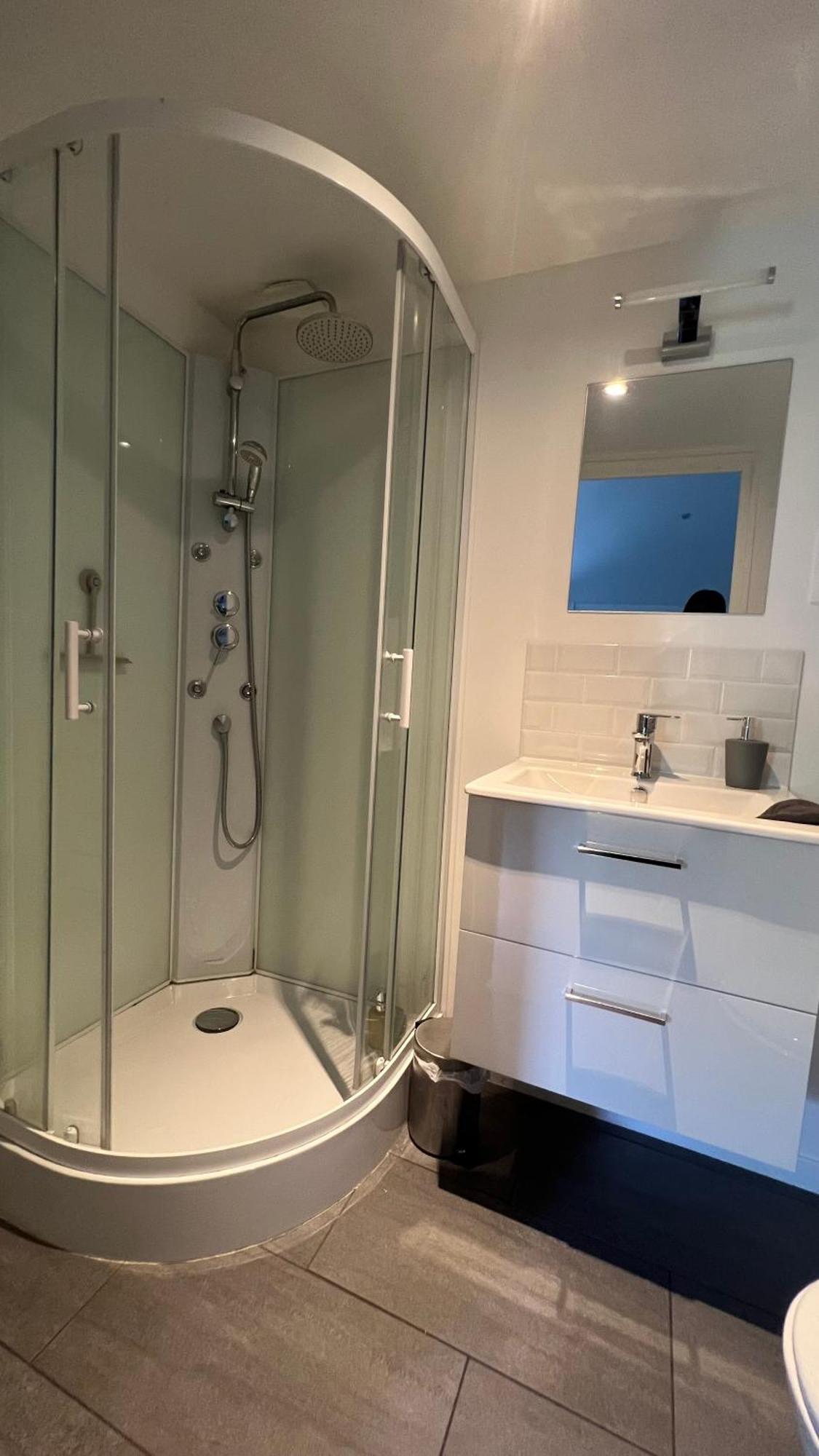 Studios Cozy 2A4 Pers Avec Jardin I Proche Futuroscope Châtellerault Buitenkant foto