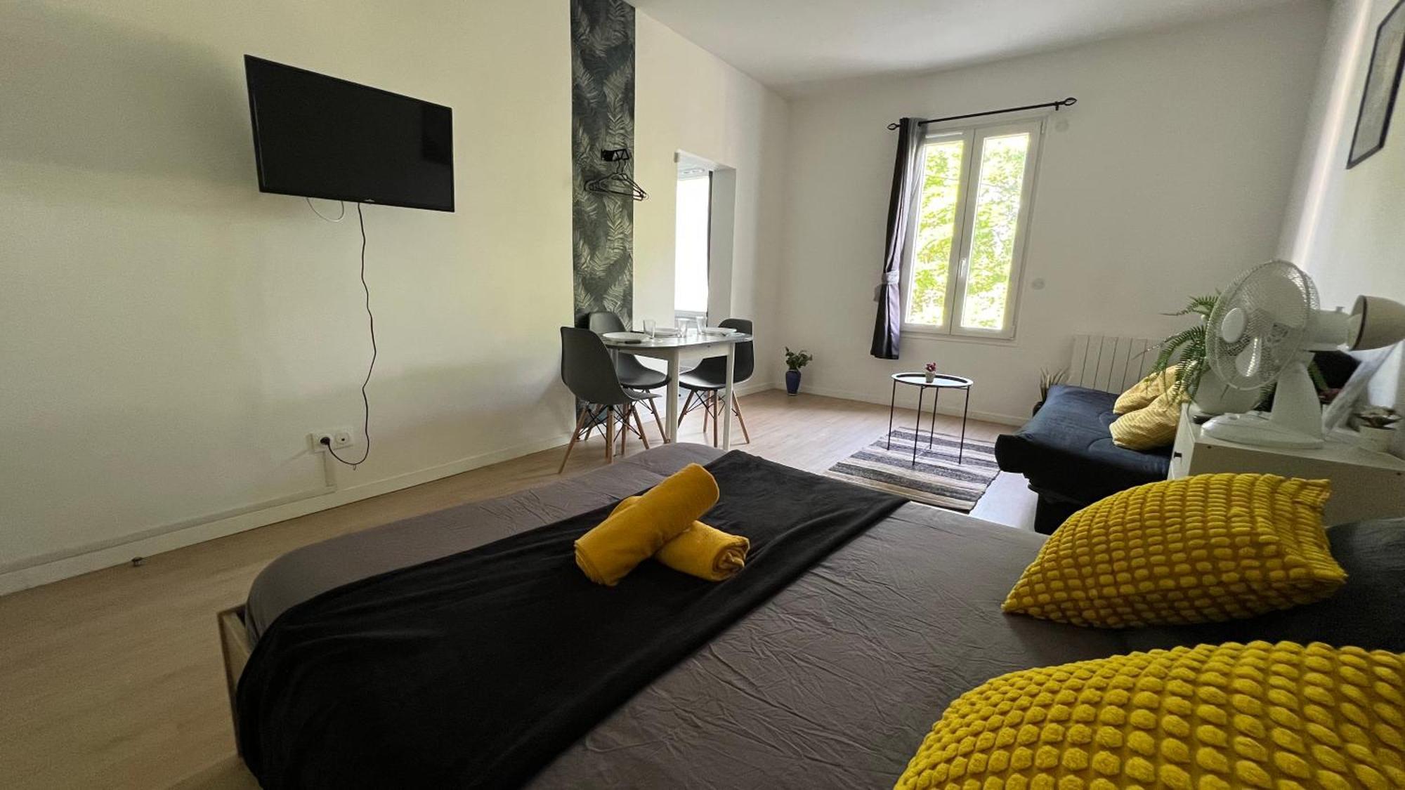 Studios Cozy 2A4 Pers Avec Jardin I Proche Futuroscope Châtellerault Buitenkant foto