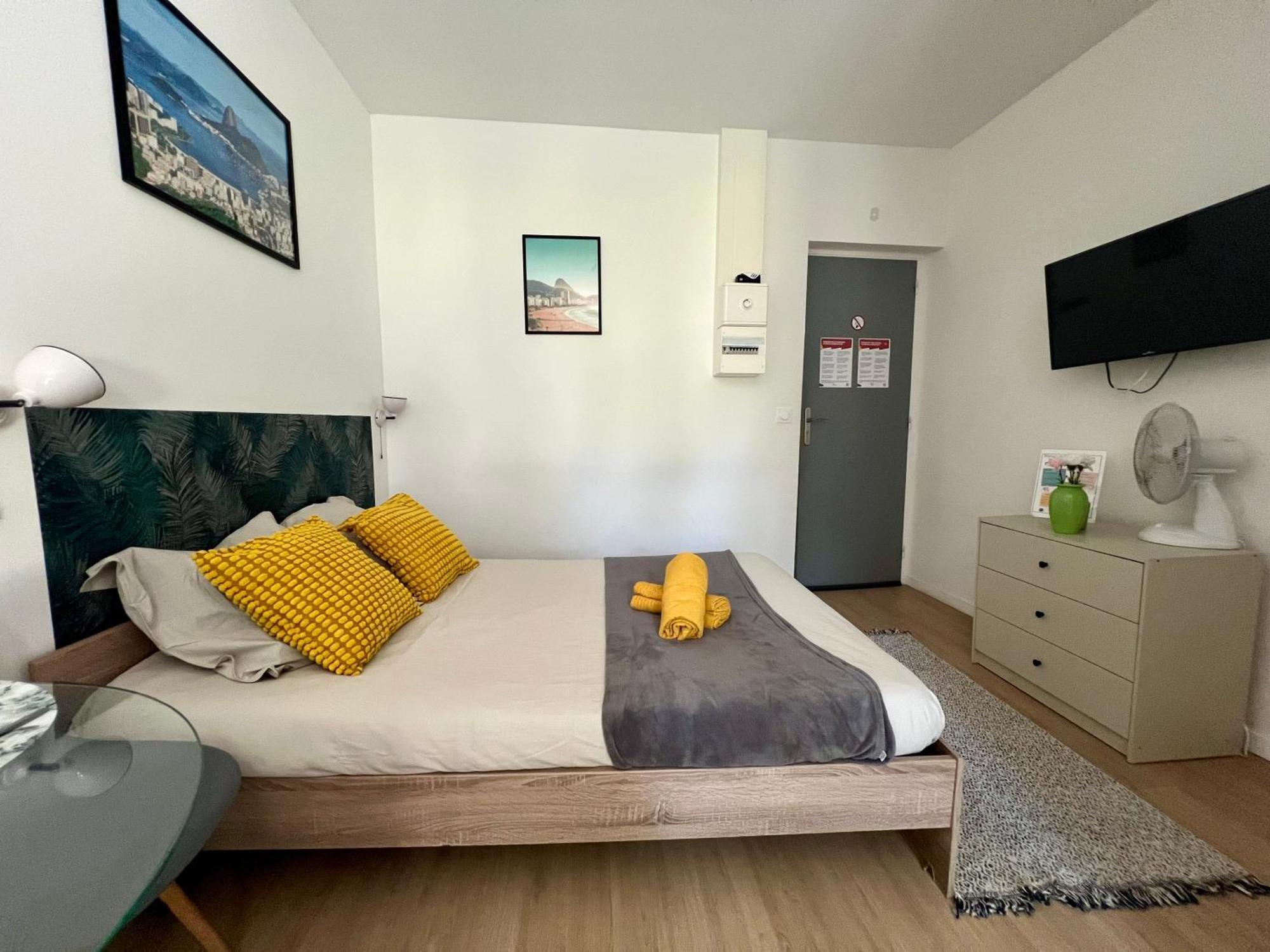 Studios Cozy 2A4 Pers Avec Jardin I Proche Futuroscope Châtellerault Buitenkant foto