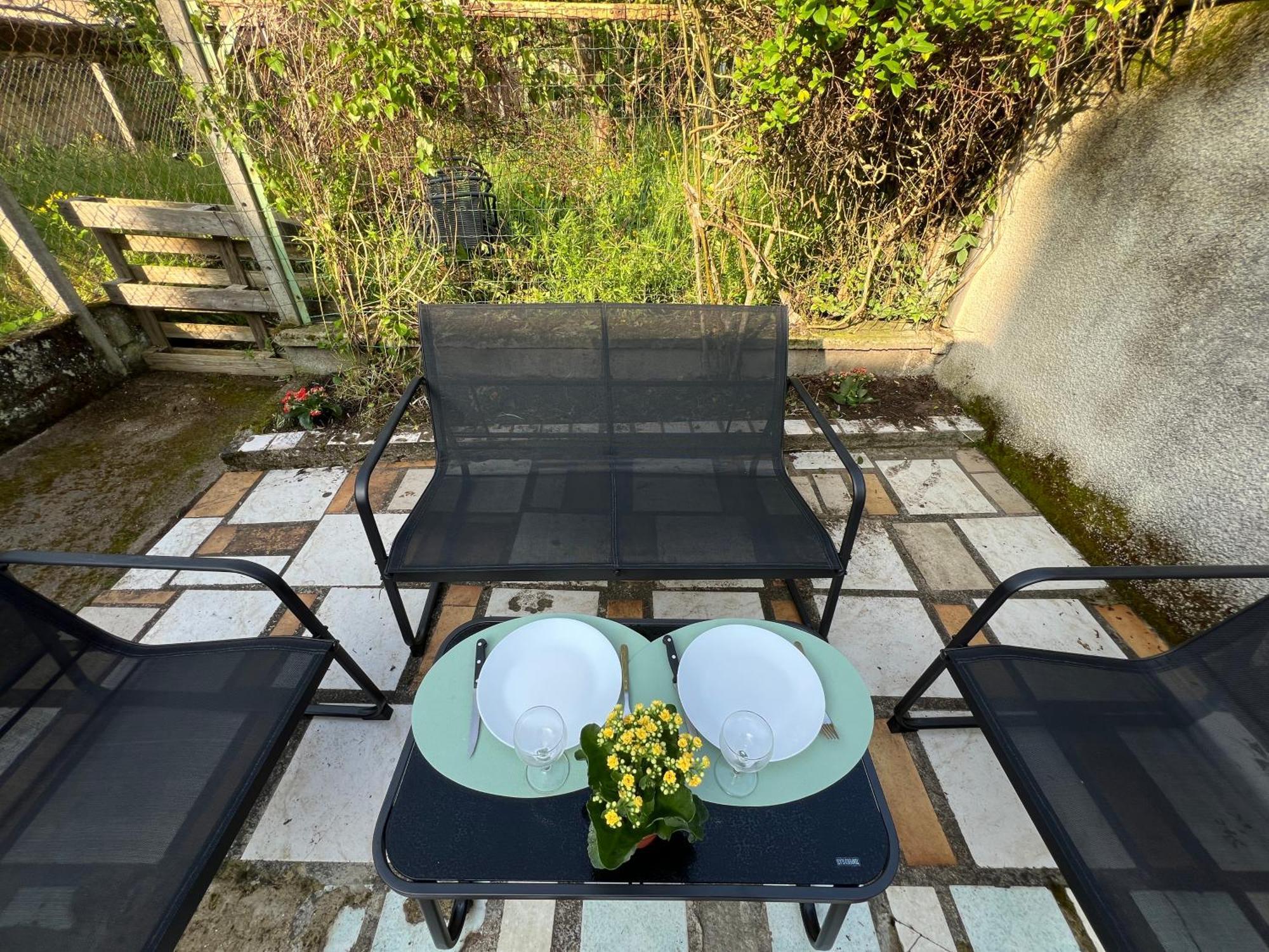 Studios Cozy 2A4 Pers Avec Jardin I Proche Futuroscope Châtellerault Buitenkant foto